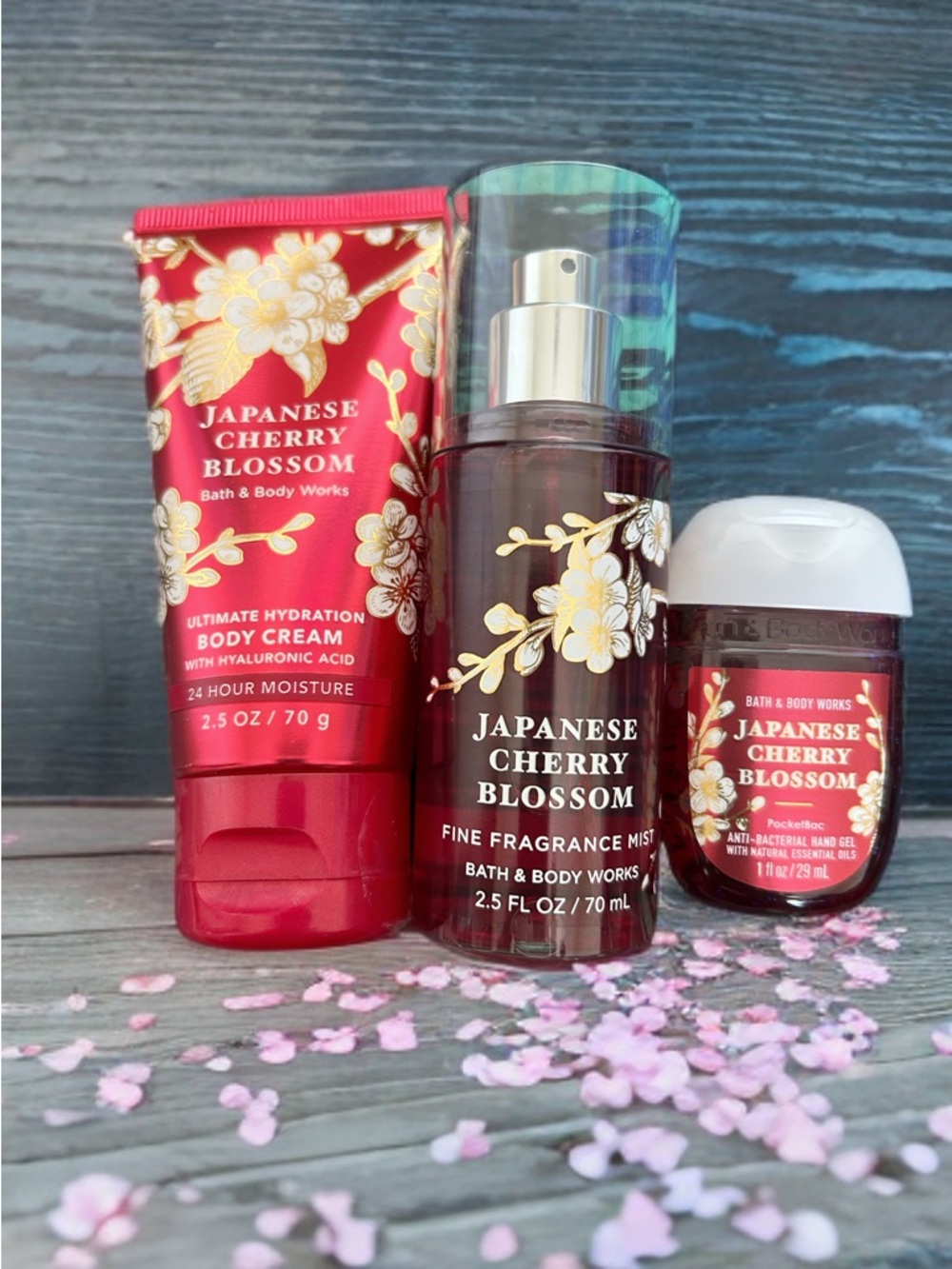 Bath & Body Works Japanese Cherry Blossom Body Cream, Mist & PocketBac - Red